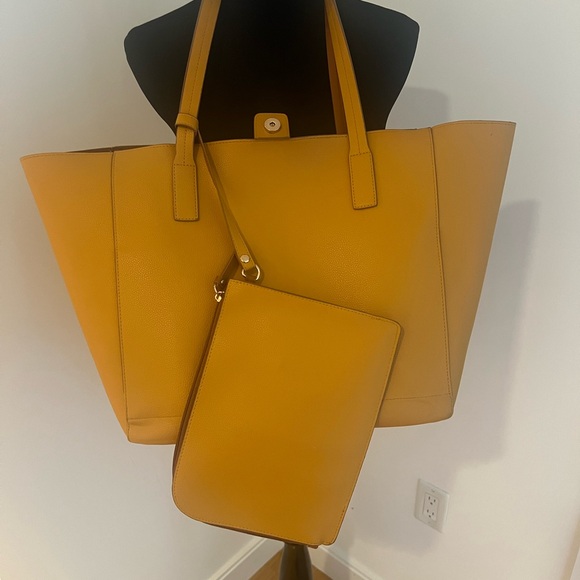 Tommy Bahama Mustard Yellow Reversible Tote with Pouch - Picture 6 of 10